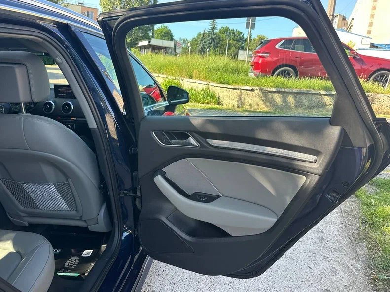 Audi A3 2017 - 18