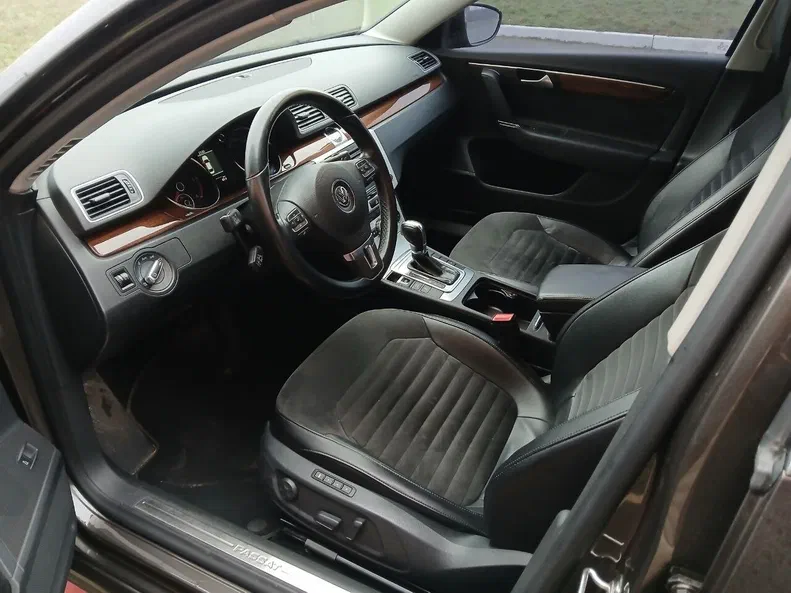 Volkswagen Passat 2013 - 12