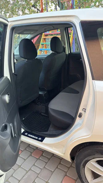 Nissan Note 2011 - 1