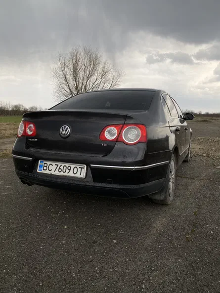 Volkswagen Passat 2008 - 8