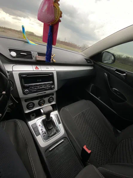 Volkswagen Passat 2008 - 12
