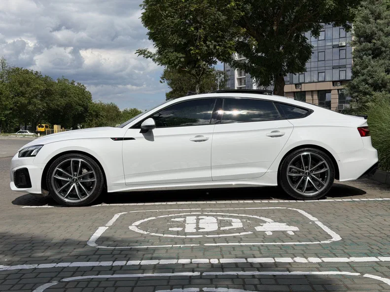 Audi A5 2022 - 9