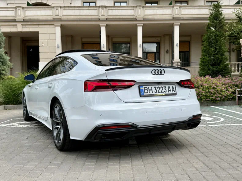Audi A5 2022 - 6