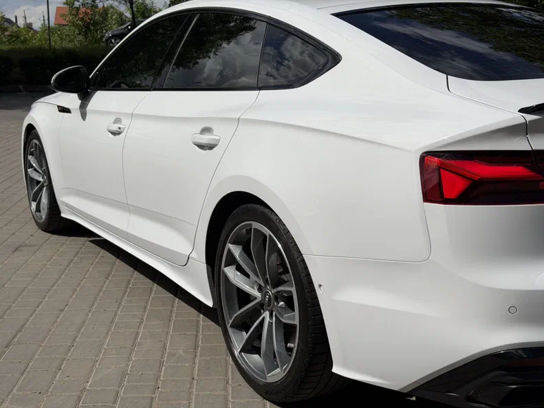Audi A5 2022 - 12