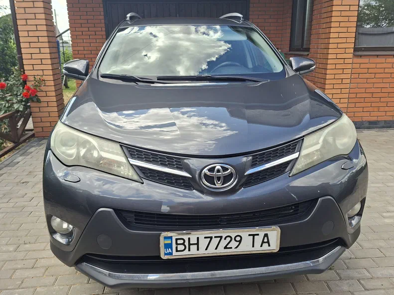 Toyota RAV4 2012 - 1