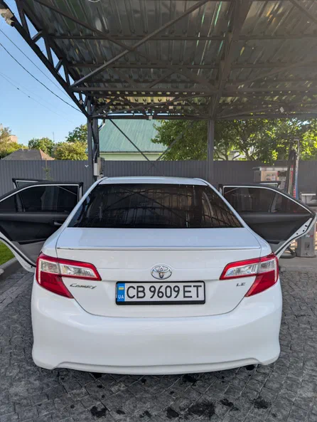 Toyota Camry 2012 - 3