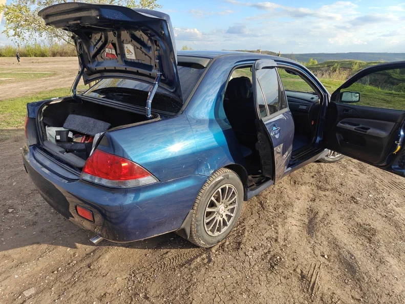 Mitsubishi Lancer 2003 - 8