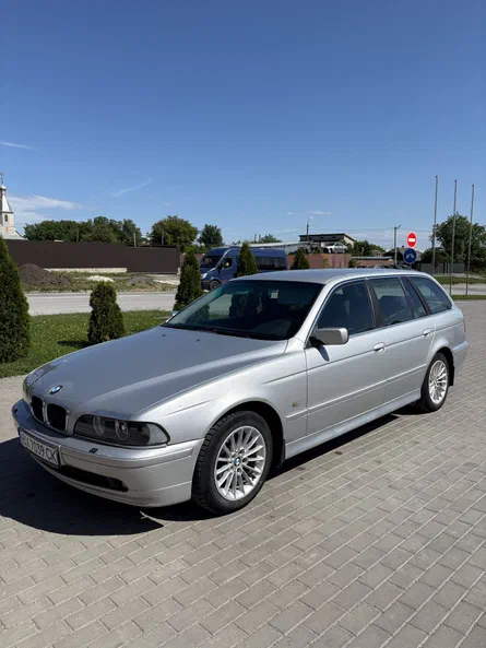 BMW 5 серія 2001 - 1