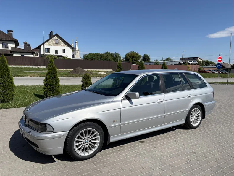 BMW 5 серія 2001 - 4