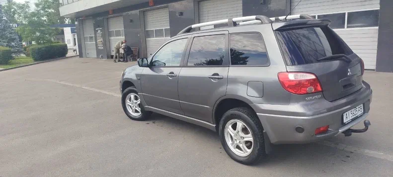 Mitsubishi Outlander 2008 - 4