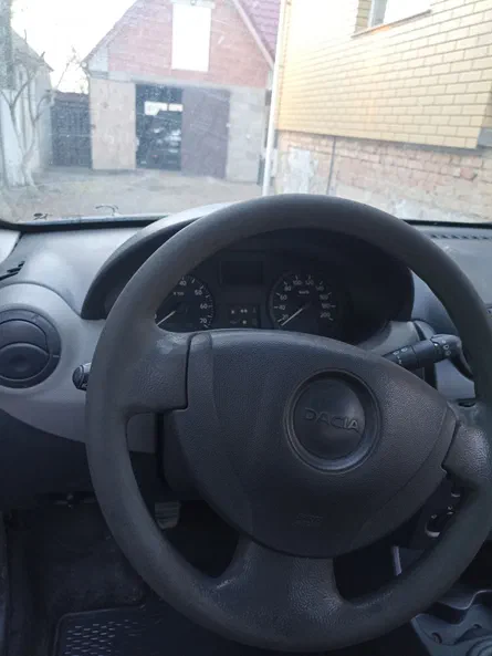 Dacia Sandero 2009 - 5