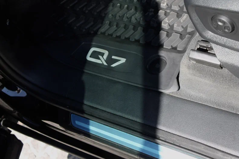 Audi Q7 2019 - 19