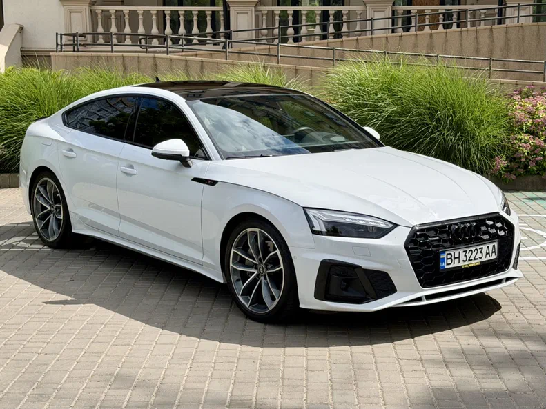 Audi A5 2022 - 2