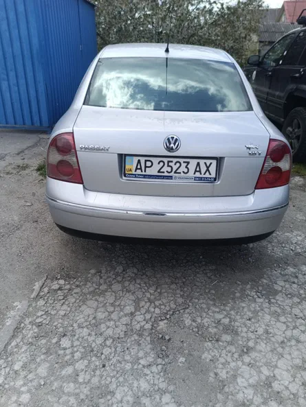 Volkswagen Passat 2003 - 12