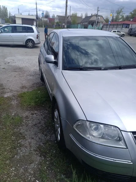 Volkswagen Passat 2003 - 13