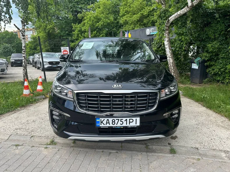 Kia Carnival 2018 - 1