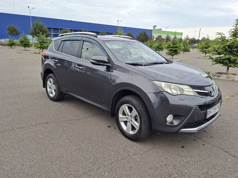 Toyota RAV4 2012 - 4