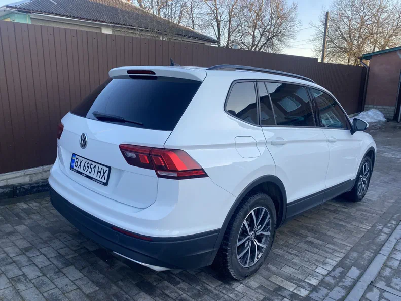 Volkswagen Tiguan 2021 - 1