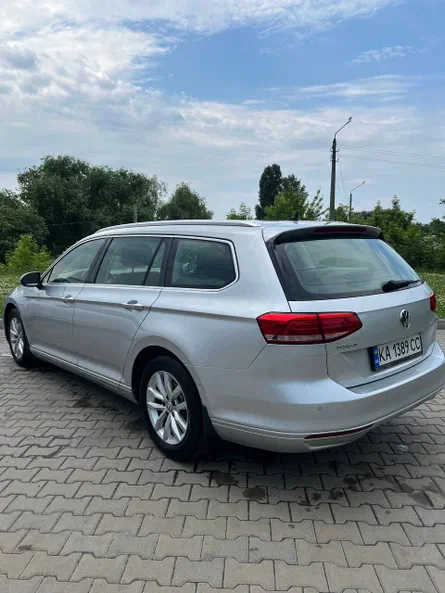 Volkswagen Passat 2016 - 4
