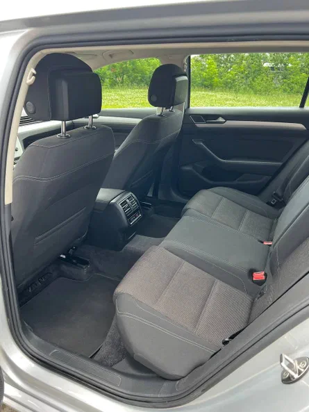 Volkswagen Passat 2016 - 20