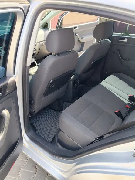 Volkswagen Golf 2005 - 7