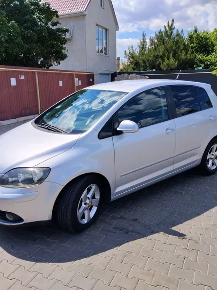 Volkswagen Golf 2005 - 2