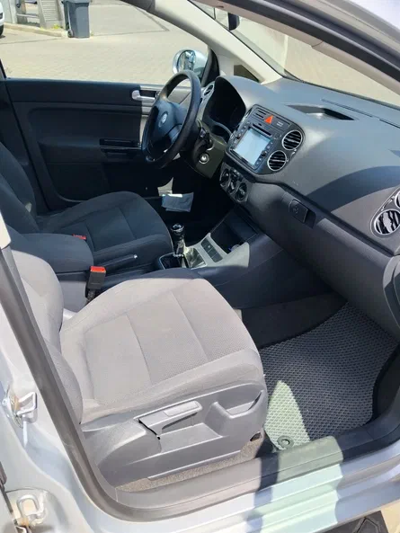 Volkswagen Golf 2005 - 9