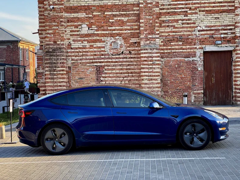 Tesla Model 3 2019 - 3