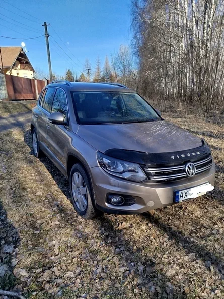 Volkswagen Tiguan 2011 - 1