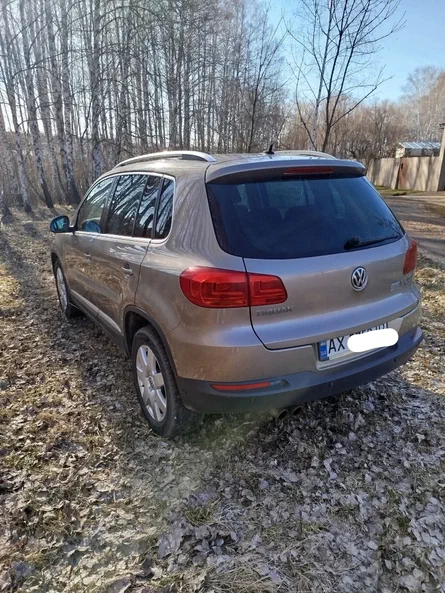 Volkswagen Tiguan 2011 - 4