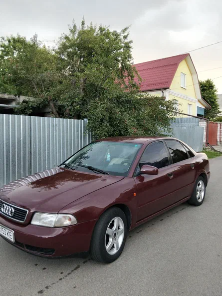 Audi A4 1995 - 3