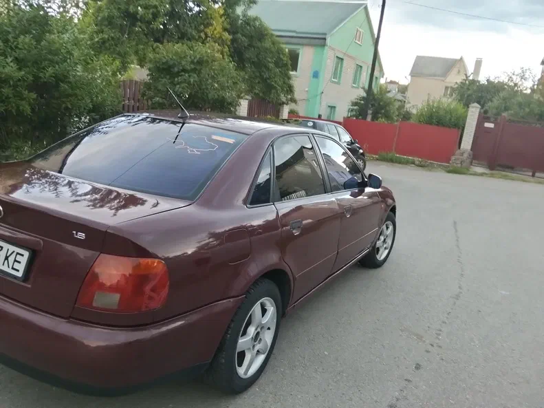 Audi A4 1995 - 11