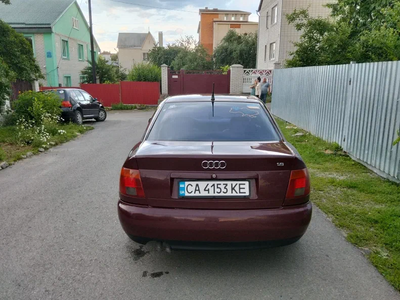 Audi A4 1995 - 9