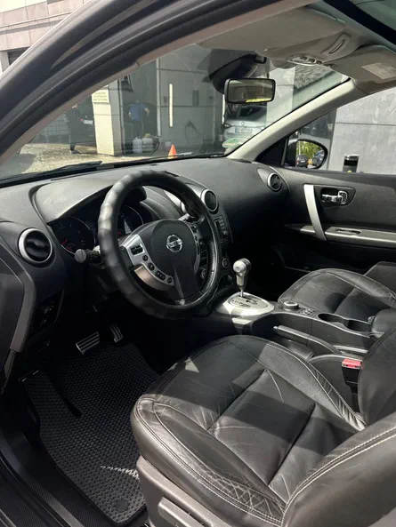 Nissan Qashqai 2010 - 12