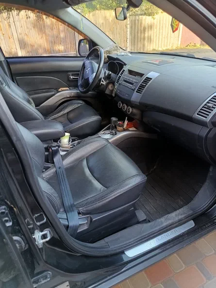 Mitsubishi Outlander 2008