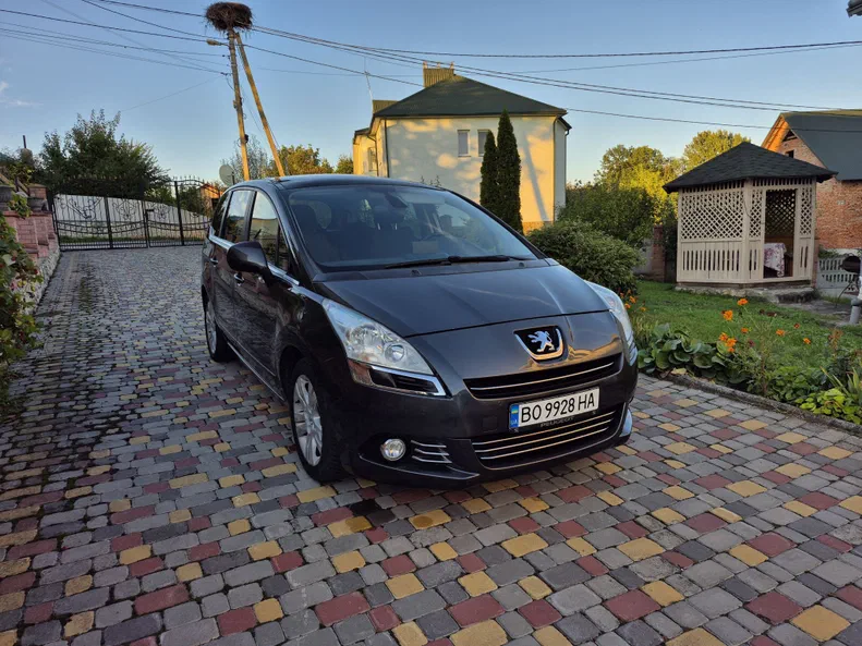 Peugeot 5008 2009