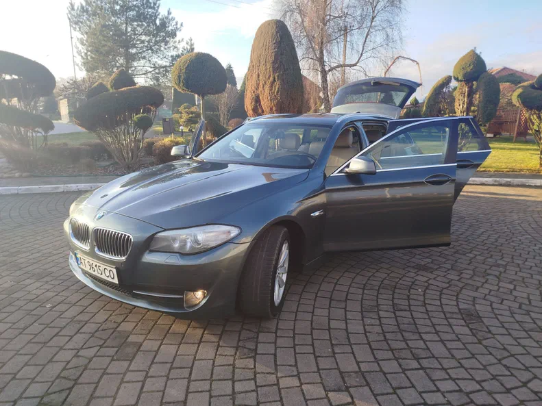 BMW 5 серія 2013 - 18