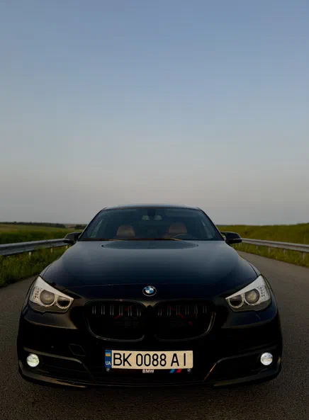 BMW 5 серія 2016 - 33