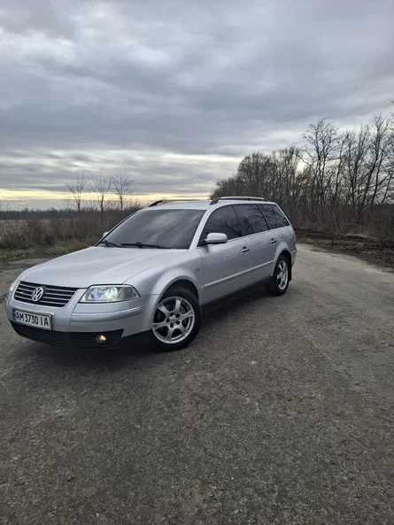 Volkswagen Passat 2003