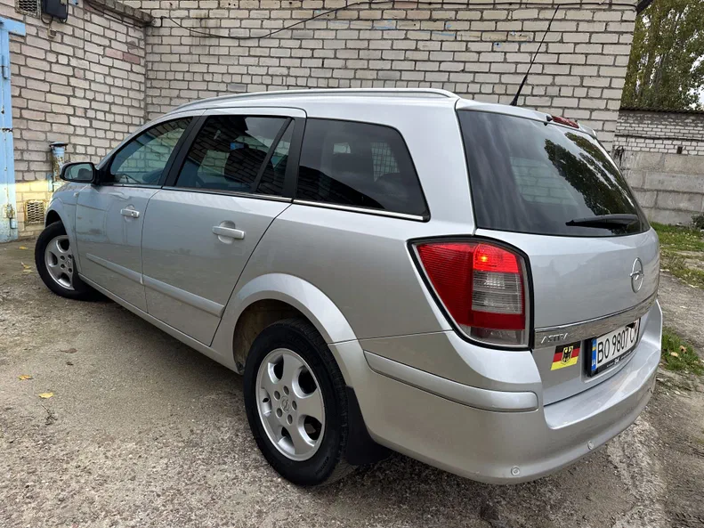 Opel Astra 2009 - 10