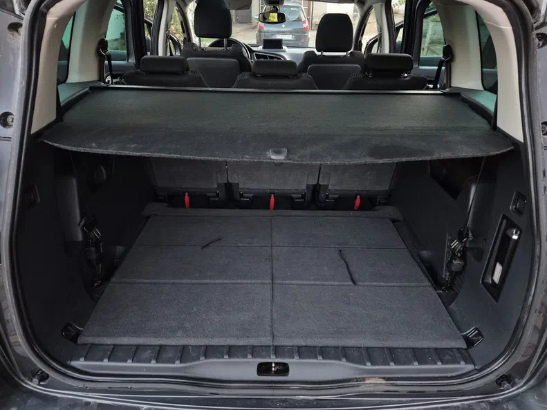 Peugeot 5008 2009 - 13