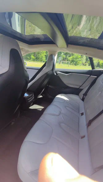 Tesla Model S 2014 - 7
