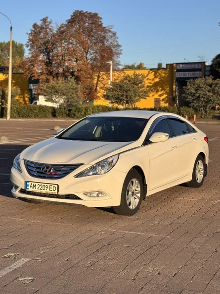 Hyundai Sonata 2012