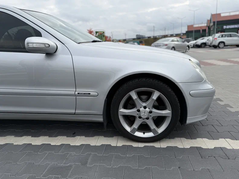 Mercedes-Benz C-Класс 2006