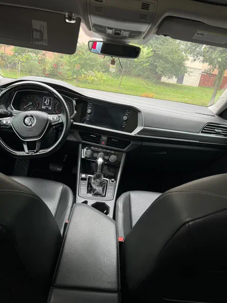 Volkswagen Jetta 2018 - 16
