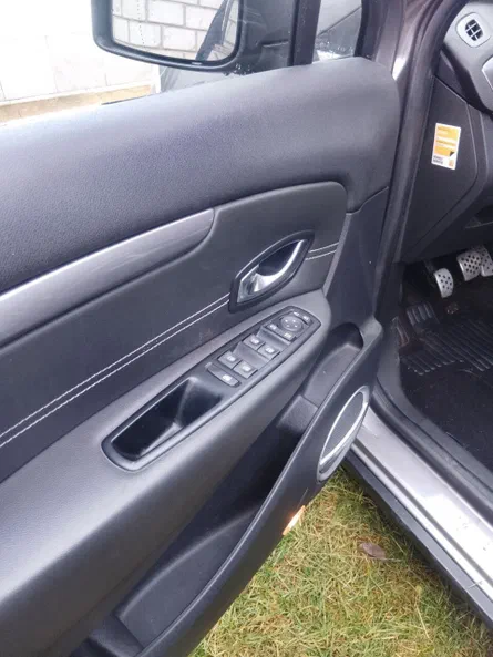 Renault Scenic 2014 - 11