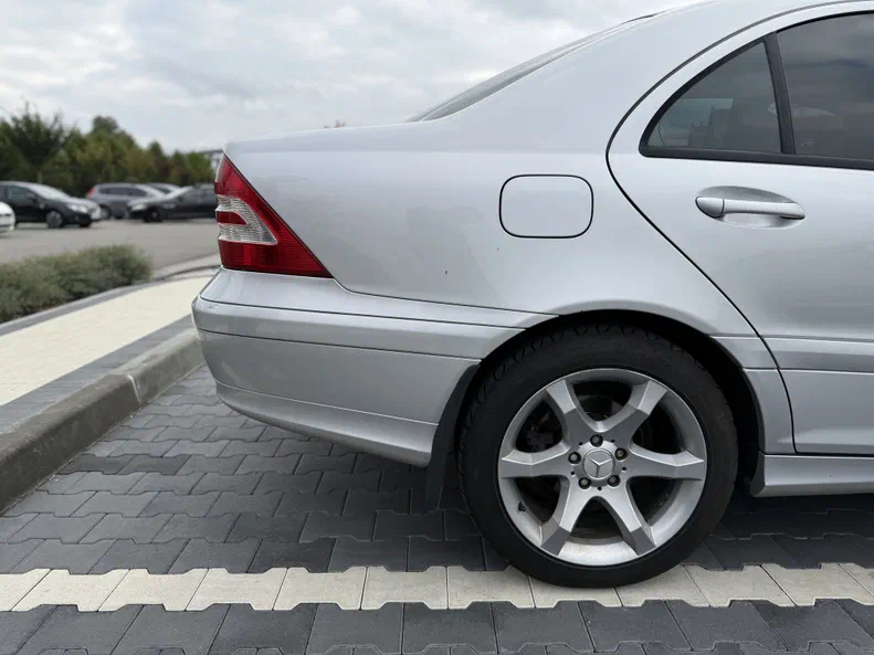 Mercedes-Benz C-Класс 2006