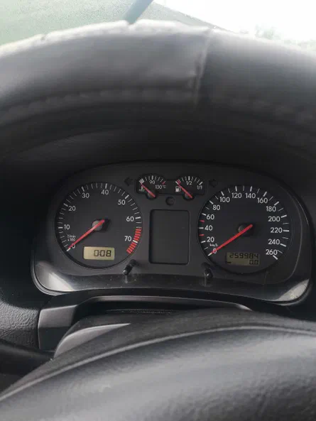 Volkswagen Golf 2000 - 10