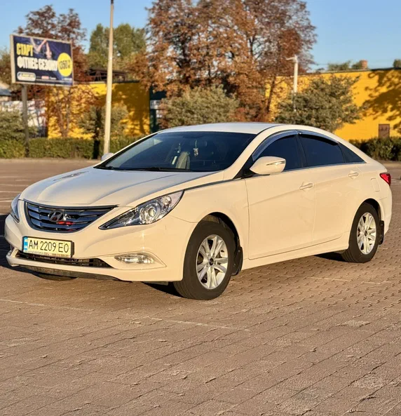 Hyundai Sonata 2012