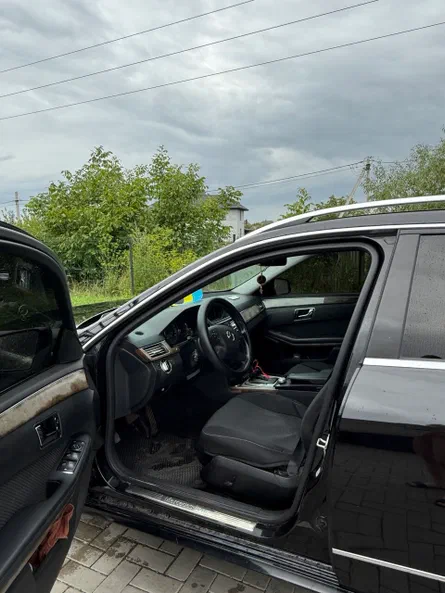 Mercedes-Benz E-Класс 2010